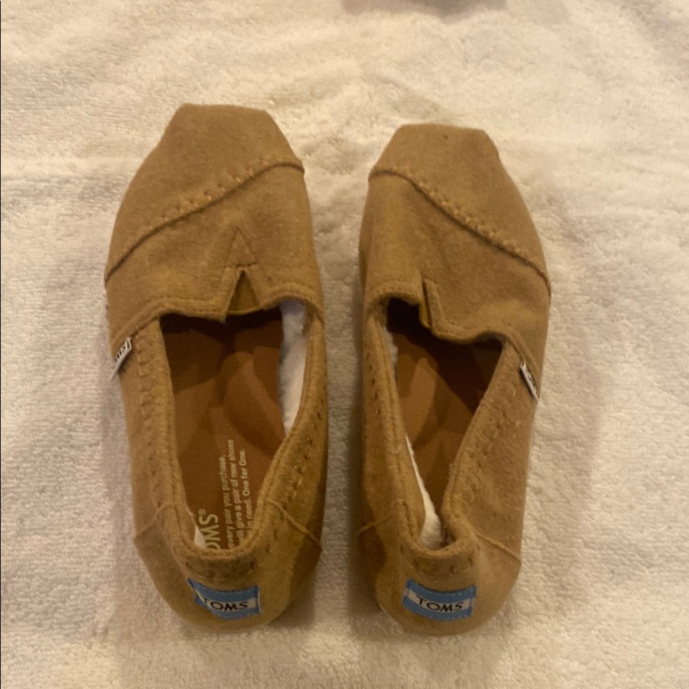 New TOMS Brown Casual Slip-Ons